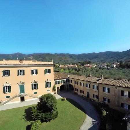 Agriturismo Villa Rosselmini กาลชี ภายนอก รูปภาพ