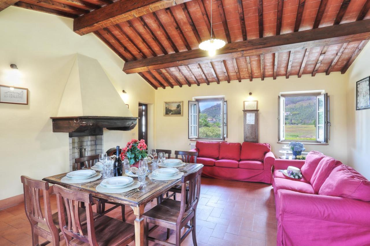 Agriturismo Villa Rosselmini กาลชี ภายนอก รูปภาพ