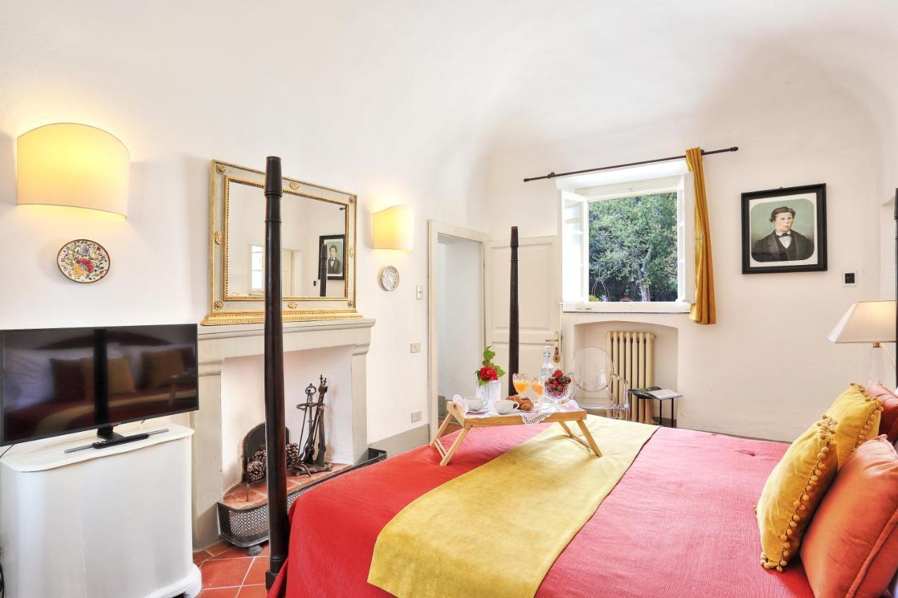 Agriturismo Villa Rosselmini กาลชี ภายนอก รูปภาพ
