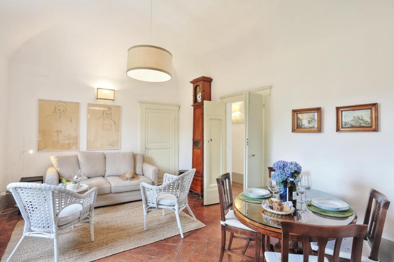 Agriturismo Villa Rosselmini กาลชี ภายนอก รูปภาพ